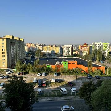 Фабрична вул., 24