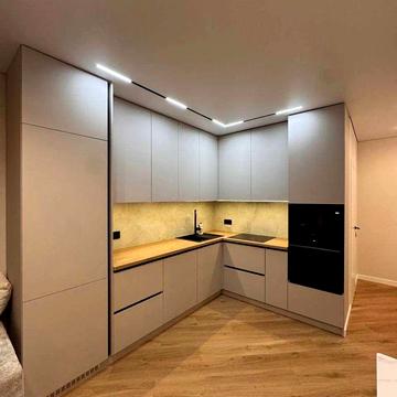 Родини Крістерів вул., 14