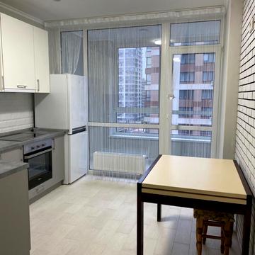 Європейського Союзу просп. (Правди), 41-В