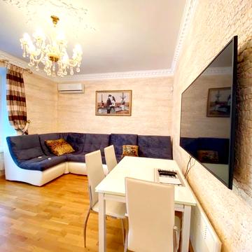 Гаванна вул., 7