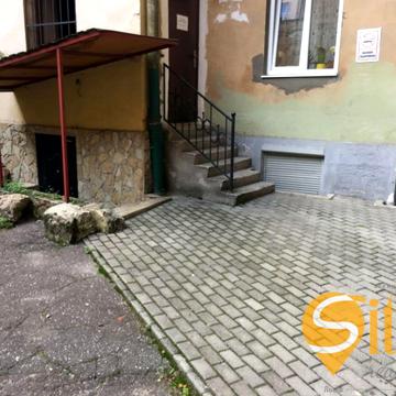 Богдана Лепкого вул., 14