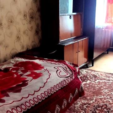 Небесної Сотні просп. (Маршала Жукова), 9