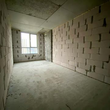 Келецька вул., 136