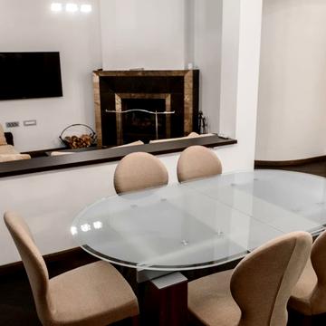 Європейська вул. (Карла Маркса), 1