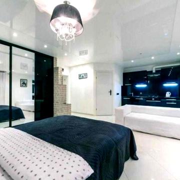 Рибальська вул., 8