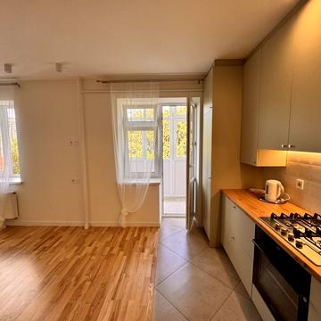 Жасминова вул., 11