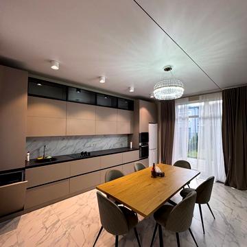 Янівська, 123