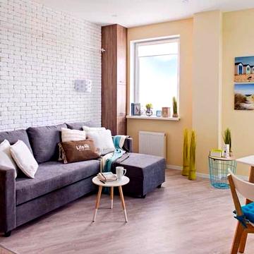 Черкаська вул., 1-Б