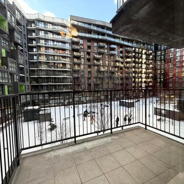 Вячеслава Чорновола просп. (), 16з