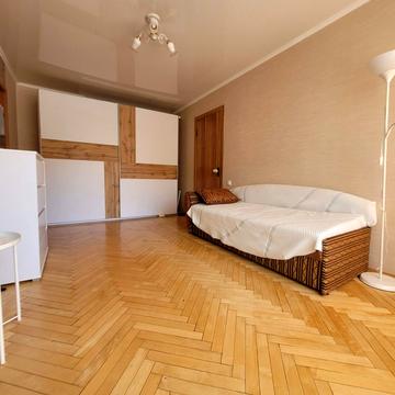 Похила вул., 4