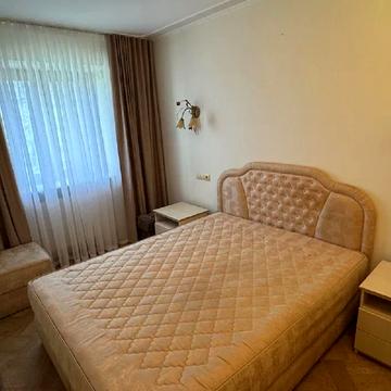 Генерала Тараса Чупринки вул. (Пушкіна), 11