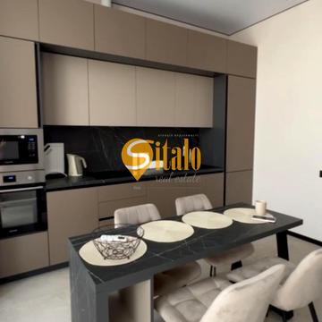 Центральна