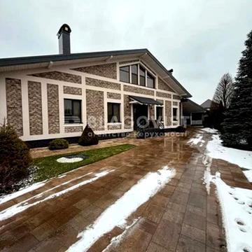 Лісова вул., 12