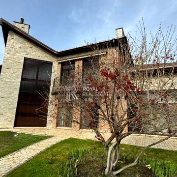 Лісова вул.