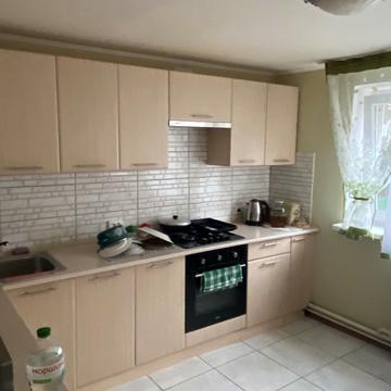 Курсова вул., 38