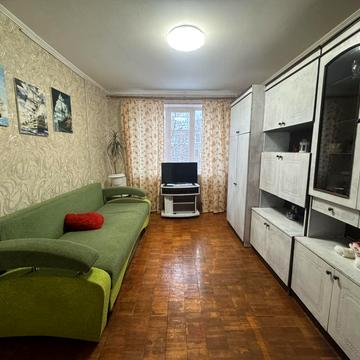 Авіаторів вул., 19