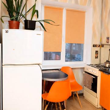 Поліська вул., 14