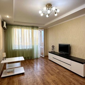 Олени Теліги вул., 7/1