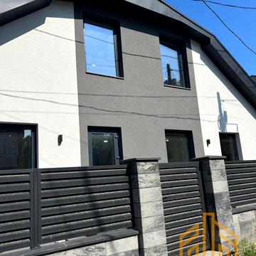 Адольфа Добрянського вул., 9-Б