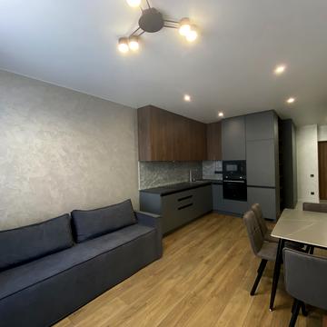 Європейського Союзу просп. (Правди), 51