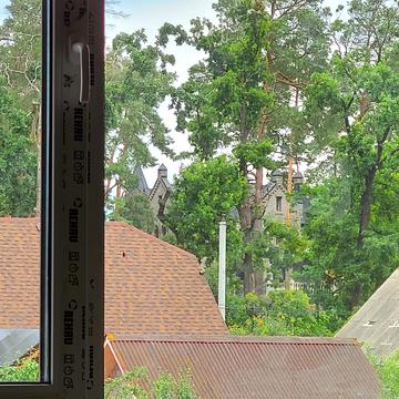 Лугова вул., 8