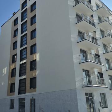 Євгена Коновальця вул., (Будинок 3)