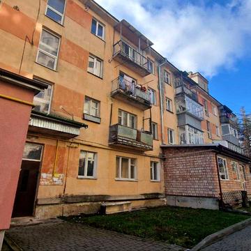 Петра Сагайдачного вул., 20