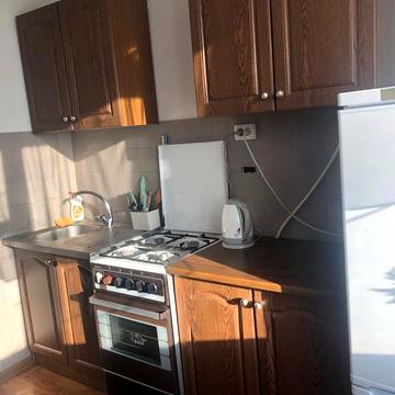 Червоної Калини просп., 25