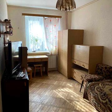 Вацлава Гавела бульв. (Івана Лепсе), 7