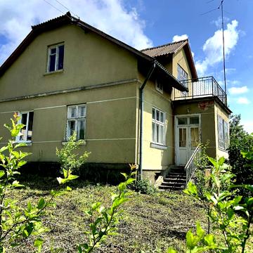 Володимира Вернадського вул., 7