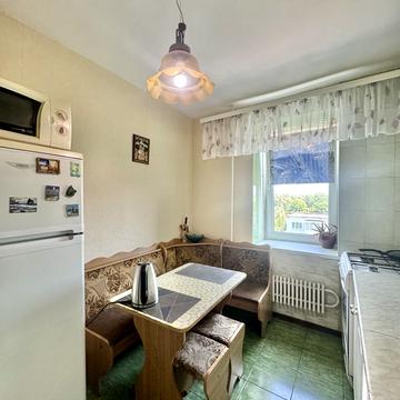 Новоміської Сотні вул. (Рибалка), 4