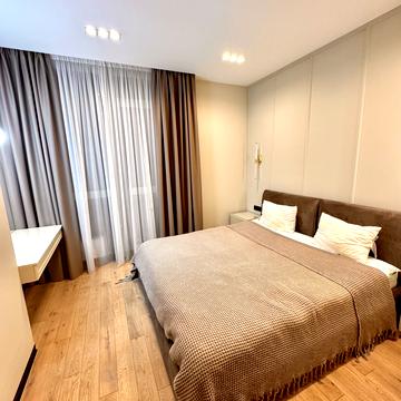 Предславинська вул., 44