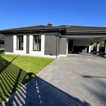 Іржавська вул., 20/19