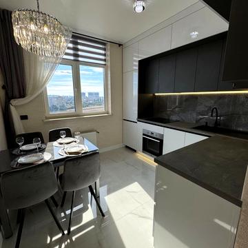 Краснова вул., 1-Б