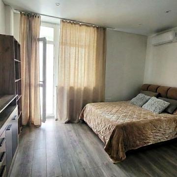 Бориса Гмирі вул., 11/5