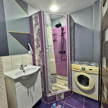 Гірницький мікрорайон вул., 9