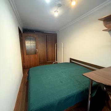 Тараса Шевченка вул., 136