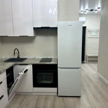 Валеряна Підмогильного вул., 5