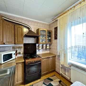 Чорнобильська вул., 24/26