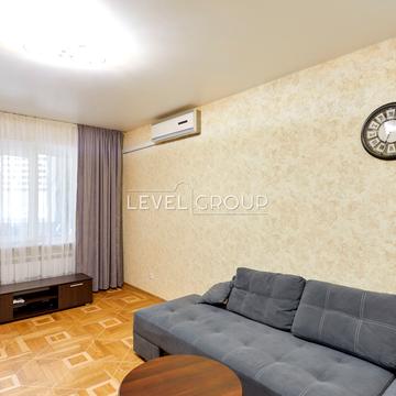 Олександра Мишуги вул., 1/4