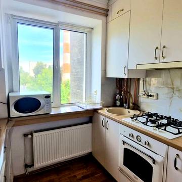 Стрийська вул., 103