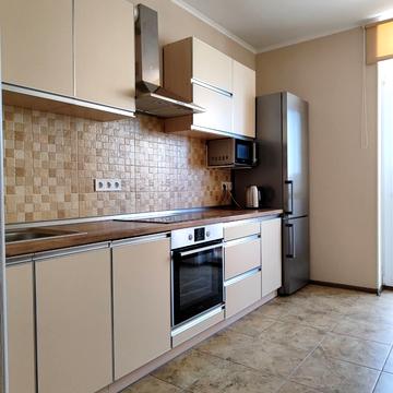 Віталія Скакуна вул. (Академіка Каблукова), 23