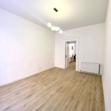 Михайла Мулика вул. (Гаркуші), 4