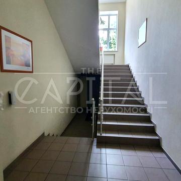 Вінстона Черчилля вул. (Червоноткацька), 43