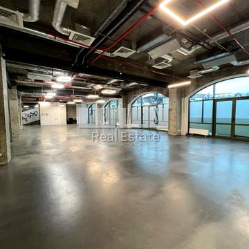 Велика Васильківська вул. (Червоноармійська), 5