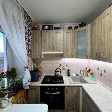 Павла Тичини просп., 19