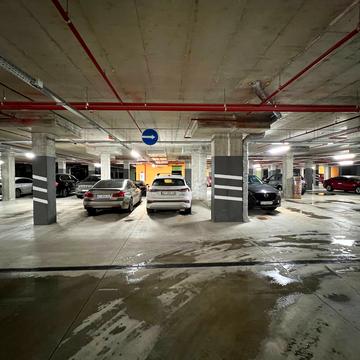 Гетьмана Мазепи вул., 30