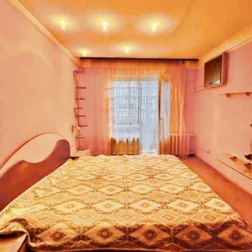 Зодчих вул., 62