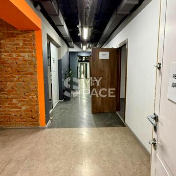 Нижній Вал вул., 51