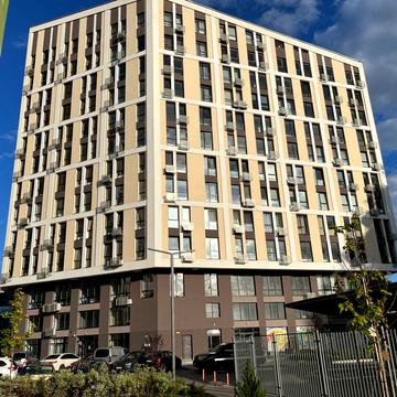 Київська вул., 235